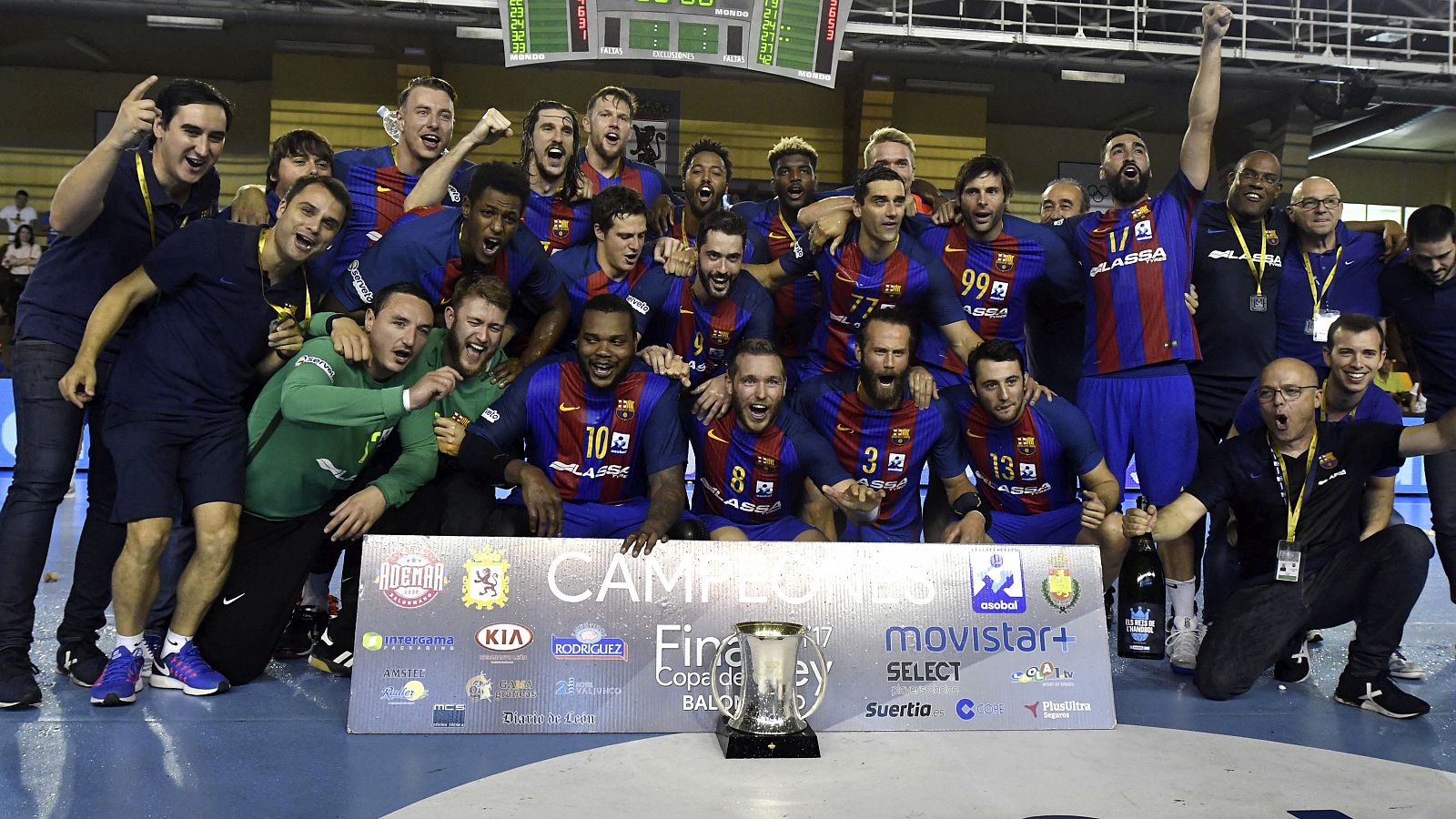 El Barça celebra su 21ª Copa del Rey de balonmano