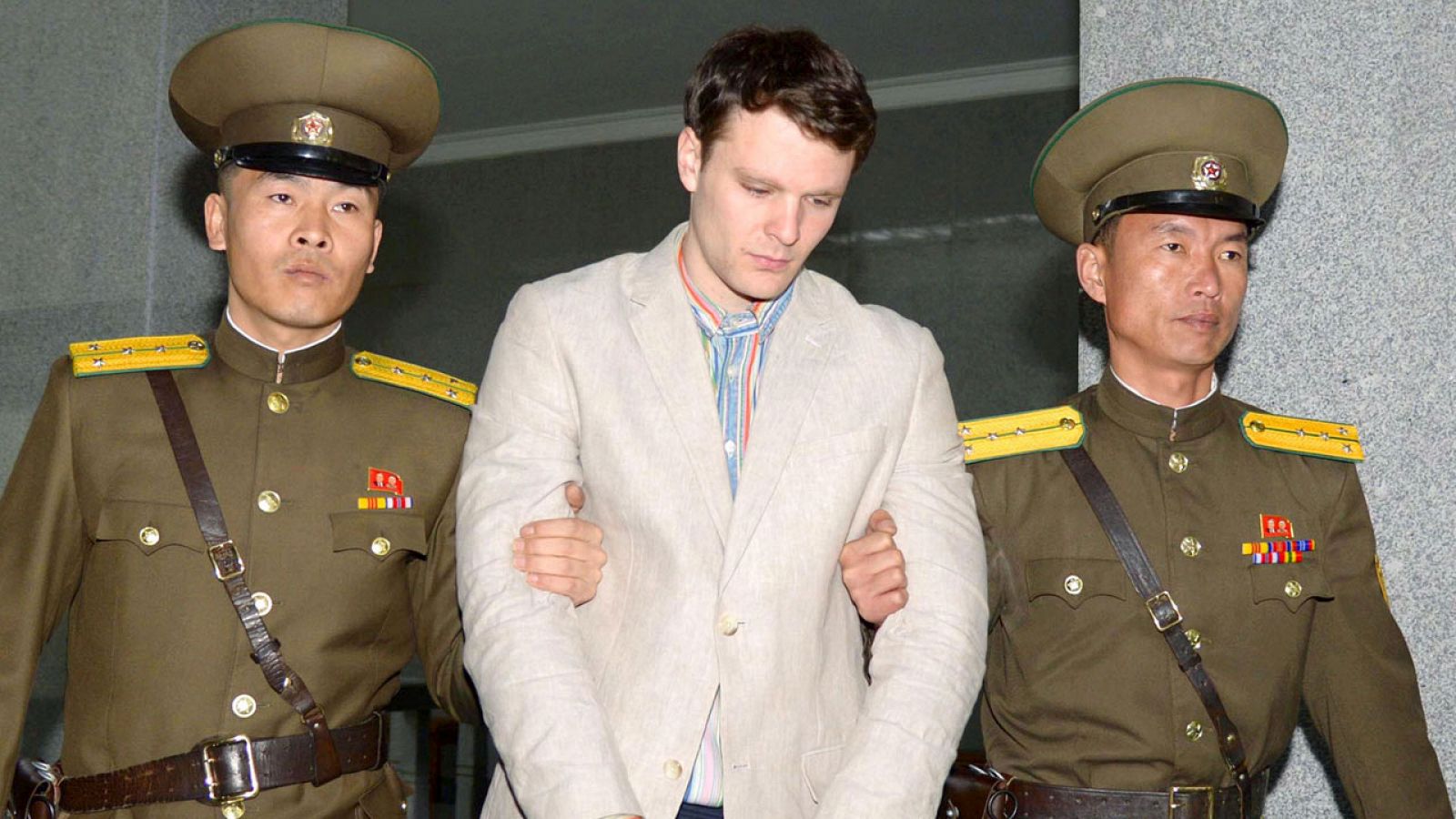Otto Frederick Warmbier, antes de declarar ante la justicia de Pyongyang.