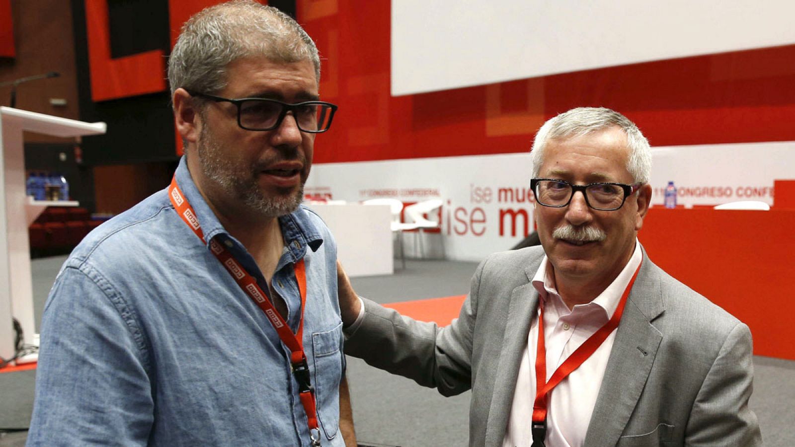 Unia Sordo (i) e Ignacio Fernández Toxo durante la votación de las candidaturas a la Secretaría General de CCOO en el XI Congreso Confederal del sindicato.
