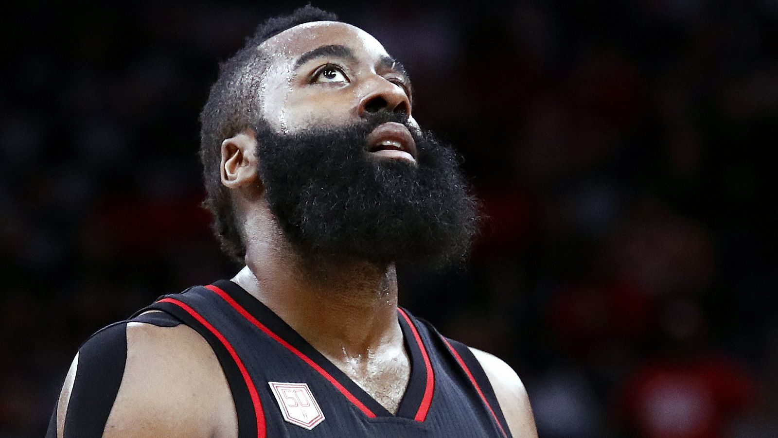 James Harden firma un contrato récord en la NBA.