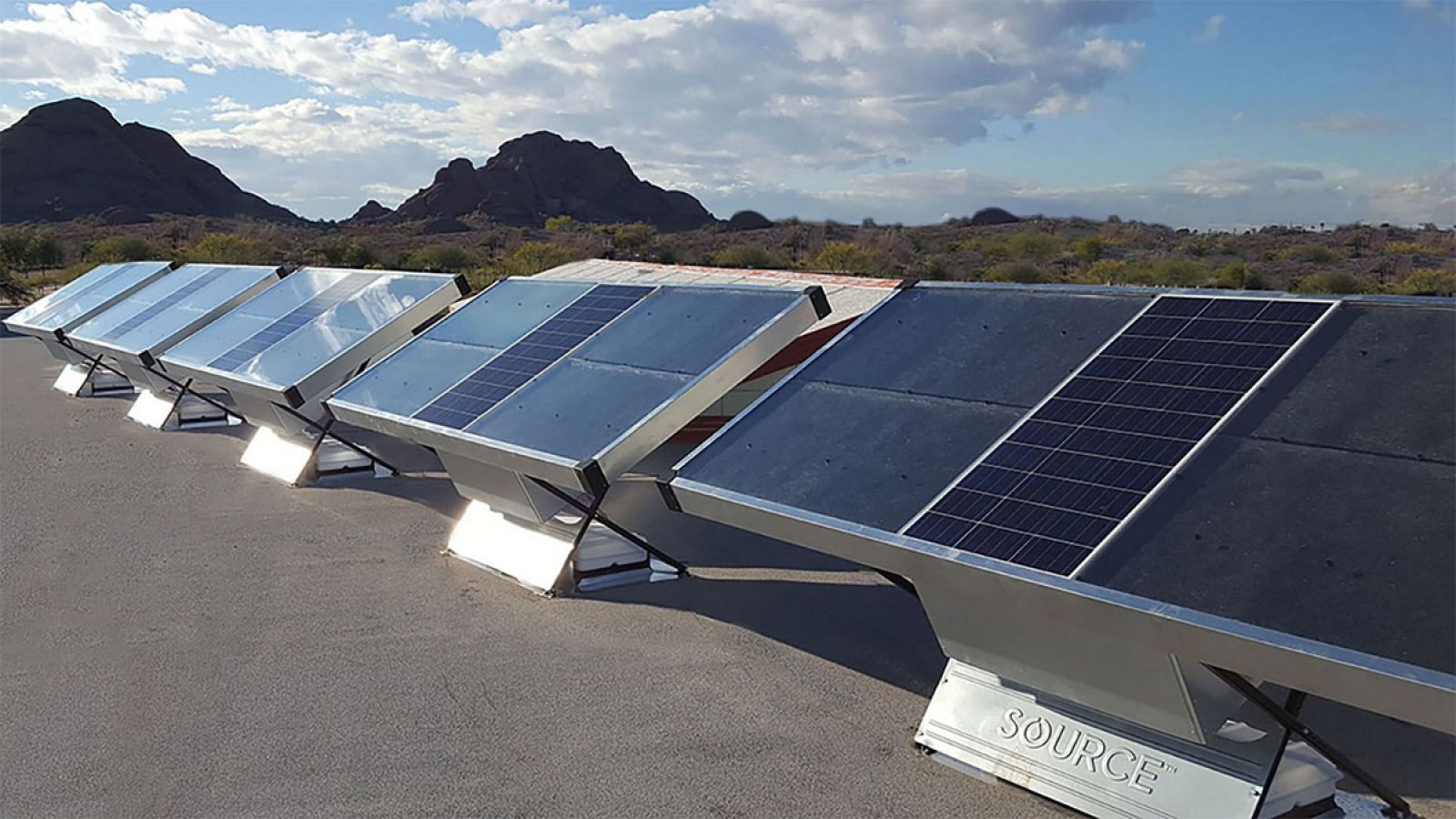 El panel solar 'Source'.