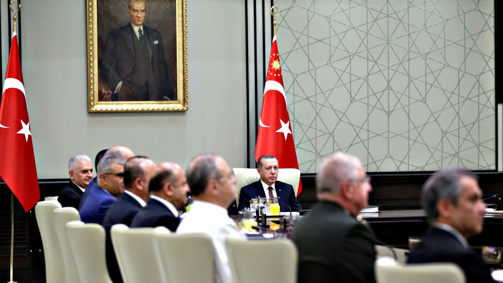 El presidente turco, Recep Tayyip Erdogan, preside la reunión del Consejo Nacional de Seguridad