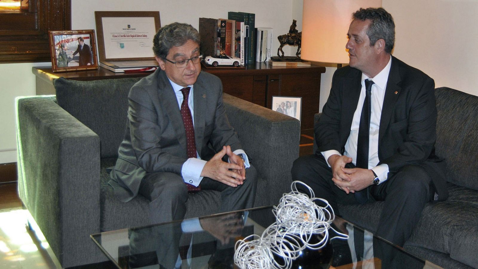 Reunión del delegado del Gobierno en Cataluña Enric Millo con el recientemente nombrado conseller de Interior de la Generalitat Joaquim Forn