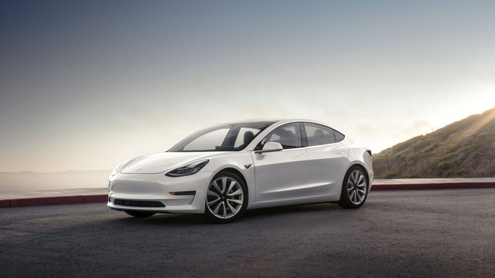 La empresa Tesla ha entregado ya las 30 primeras unidades del 'Model 3'