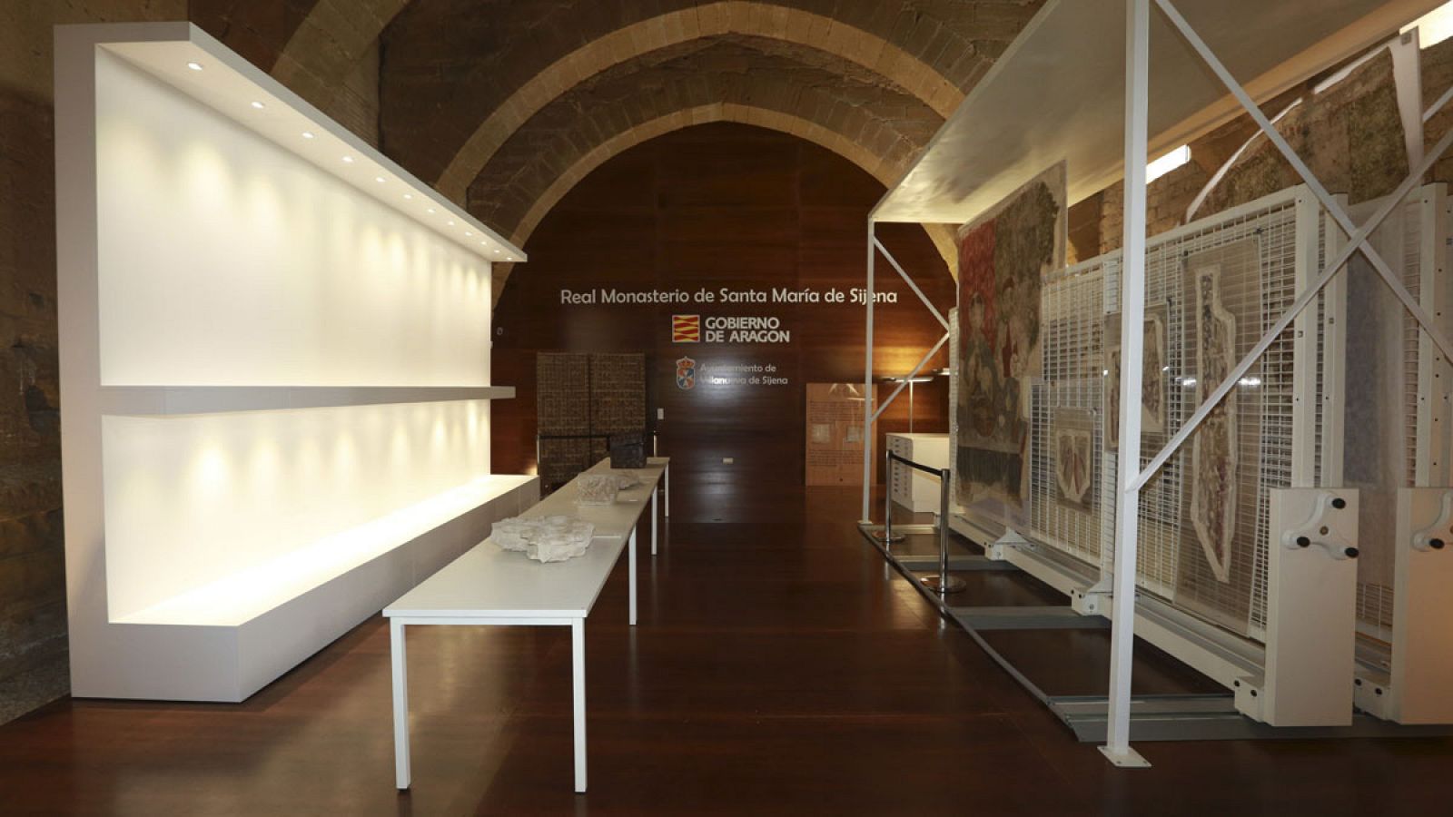 Vista de la sala principal del museo del monasterio de Sijena