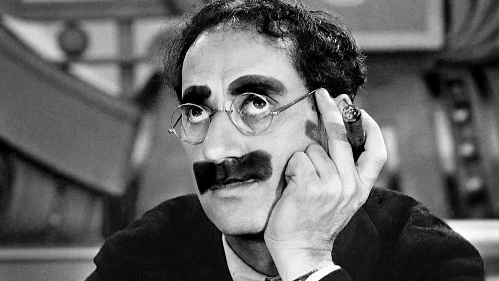 Imagen icónica de Groucho Marx