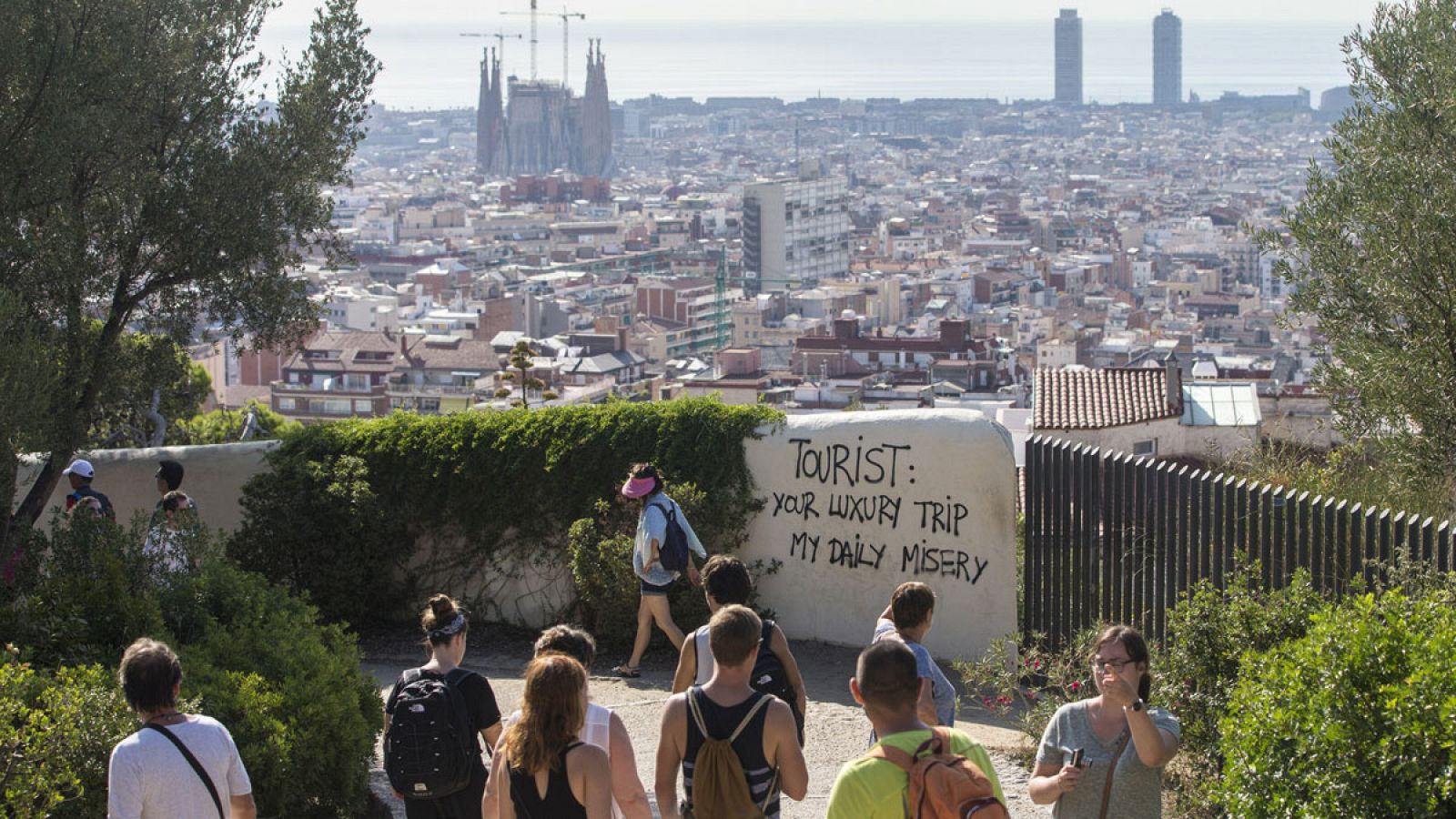 Pintada contra el turismo en Barcelona