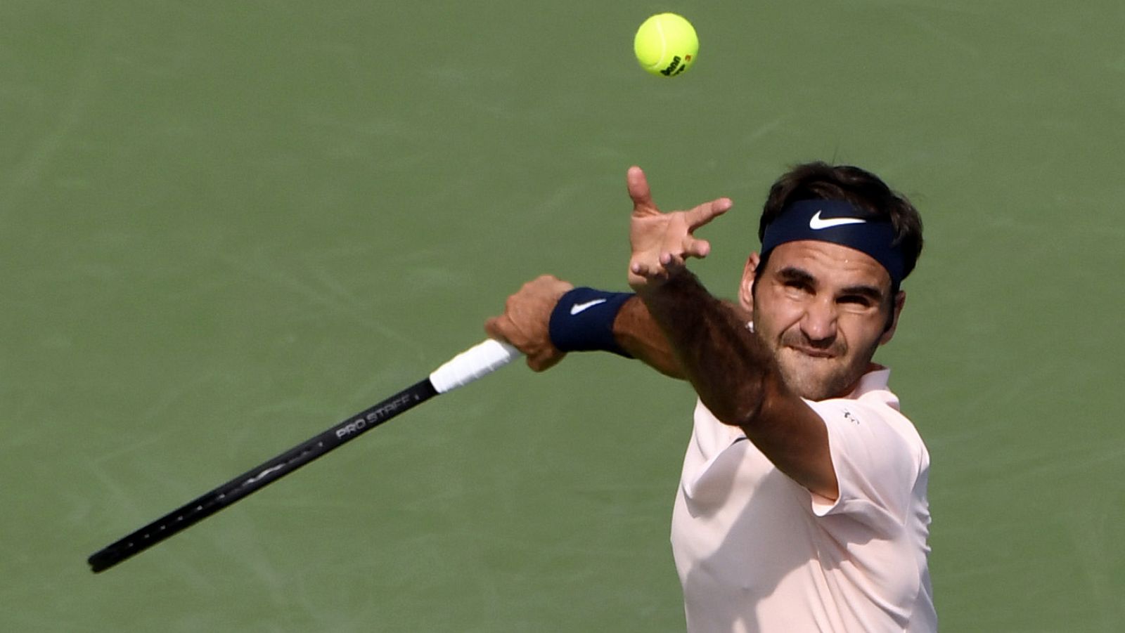 El tenista suizo Roger Federer, en su partido contra Bautista