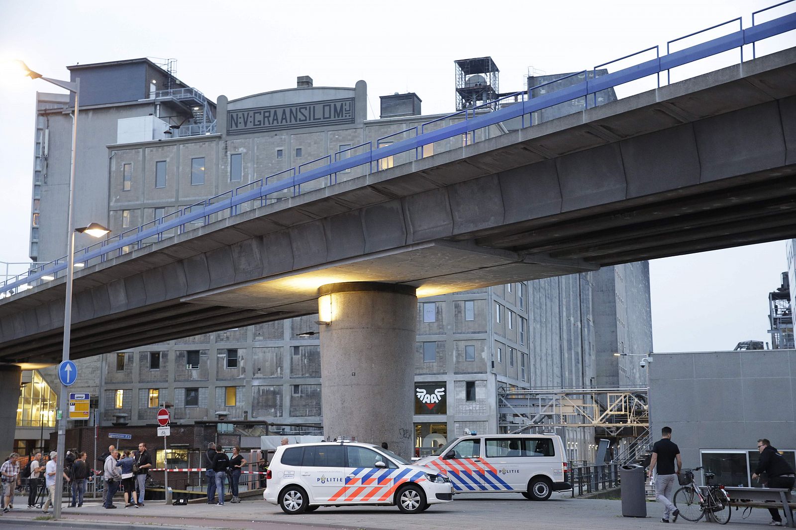 La policía de Rotterdam ha cancelado un concierto tras el aviso de amenaza terrorista.