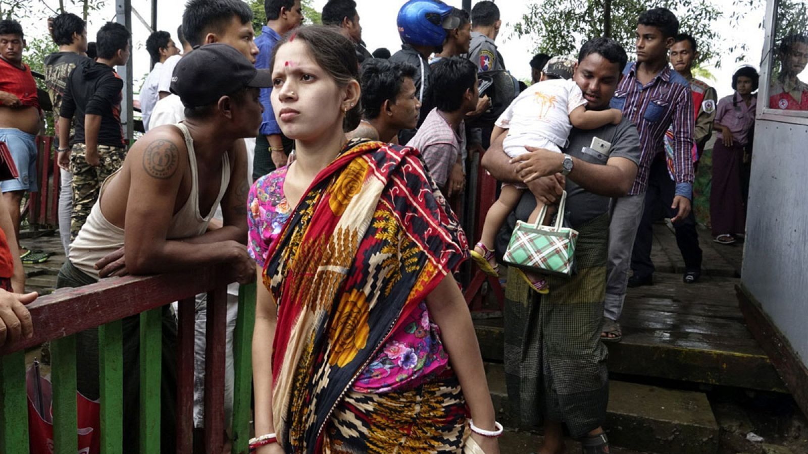 La ONU calcula que 38.000 musulmanes rohinyás han cruzado a Bangladesh en la última semana