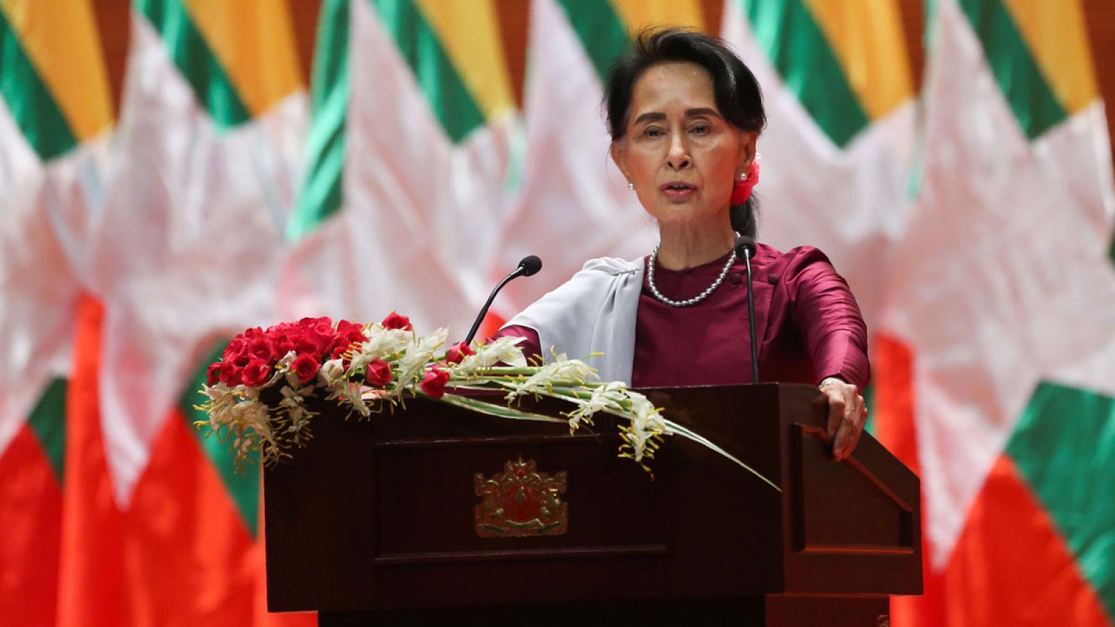 La líder birmana condena por la crisis de los refugiados rohinyás