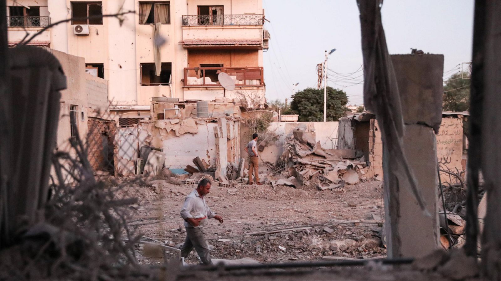 Destrucción en un barrio de la localidad siria de Duma