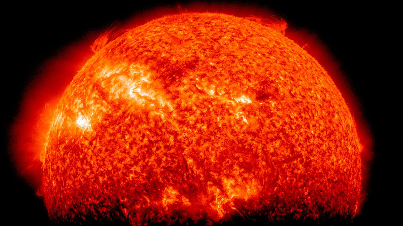 Imagen de archivo del sol desde un observatorio.