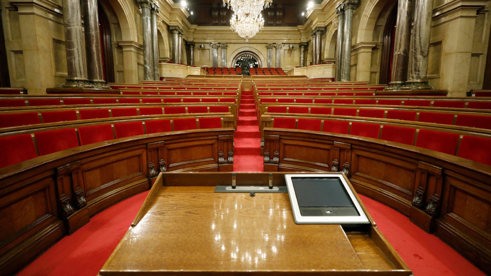 Vista del hemiciclo del Parlament de Cataluña