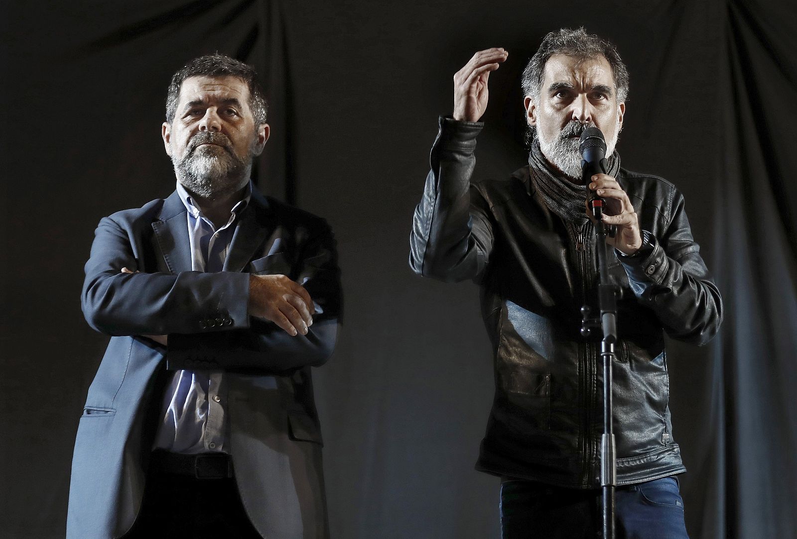 Los presidentes de la Asamblea Nacional Catalana y Òmnium Cultural, Jordi Sánchez (i) y Jordi Cuixart, el pasado 1 de octubre.