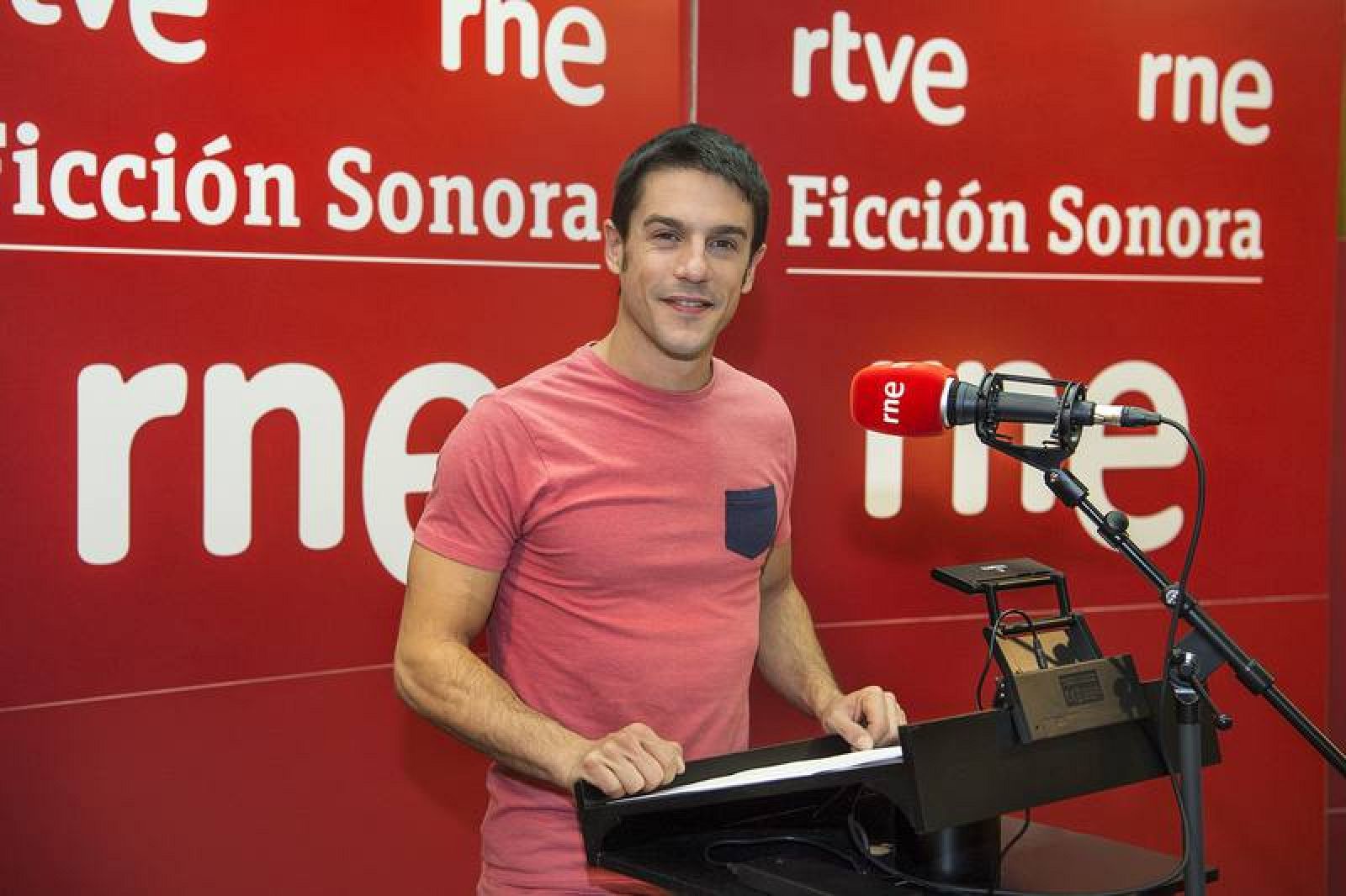  Alejo Sauras graba 'Bienvenido a la Pasarela', una nueva ficción de RTVE.es