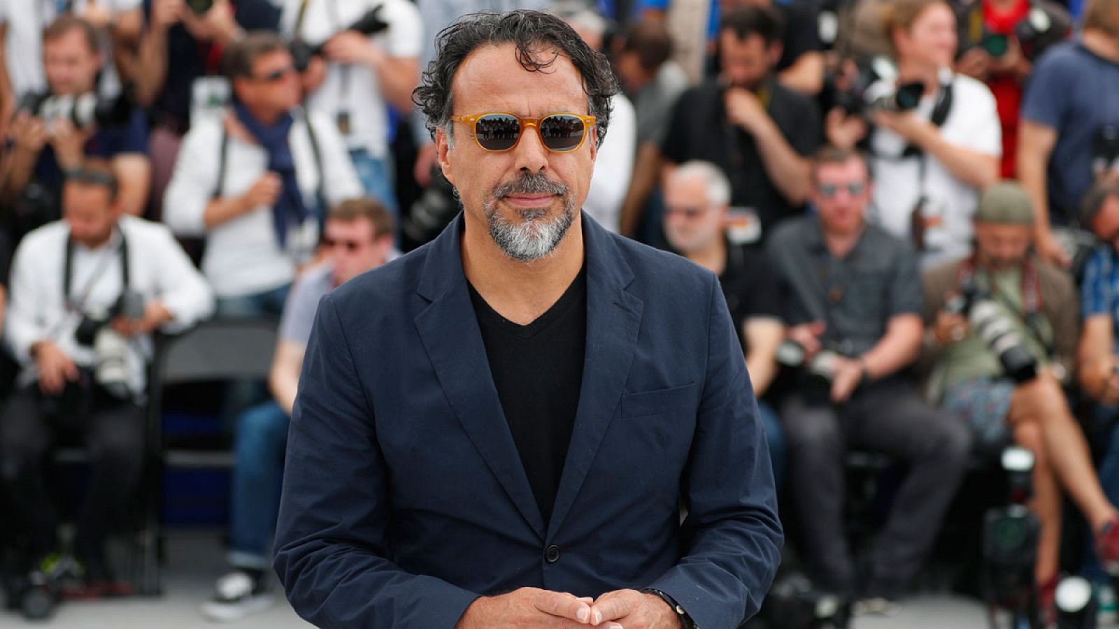 Alejandro González Iñárritu durante la presentación de "Carne y Arena" en el Festival Internacional de Cannes