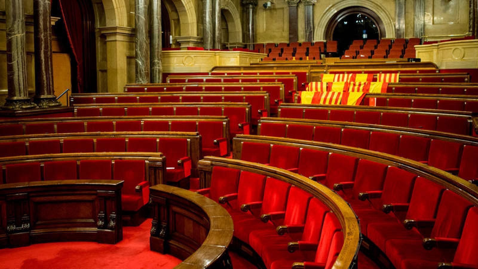 Hemiciclo del Parlament tras la declaración de independencia de Cataluña el pasado 27 de octubre, aprobada con los votos de JxSí y la CUP