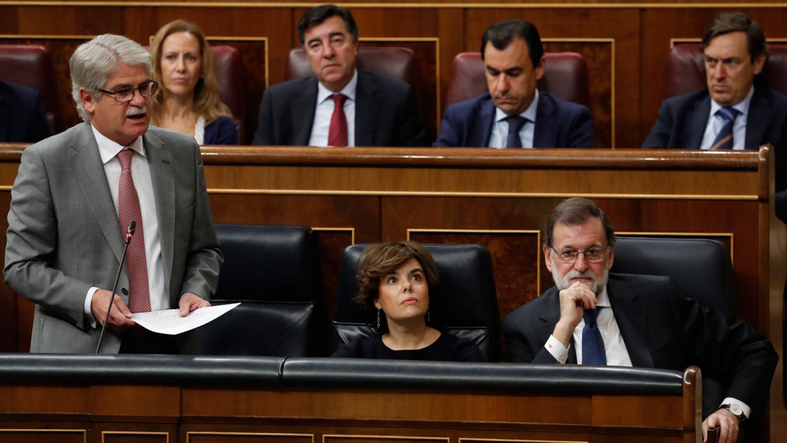 El ministro de Asuntos Exteriores, Alfonso Dastis, interviene en el Congreso en una sesión de control al Gobierno