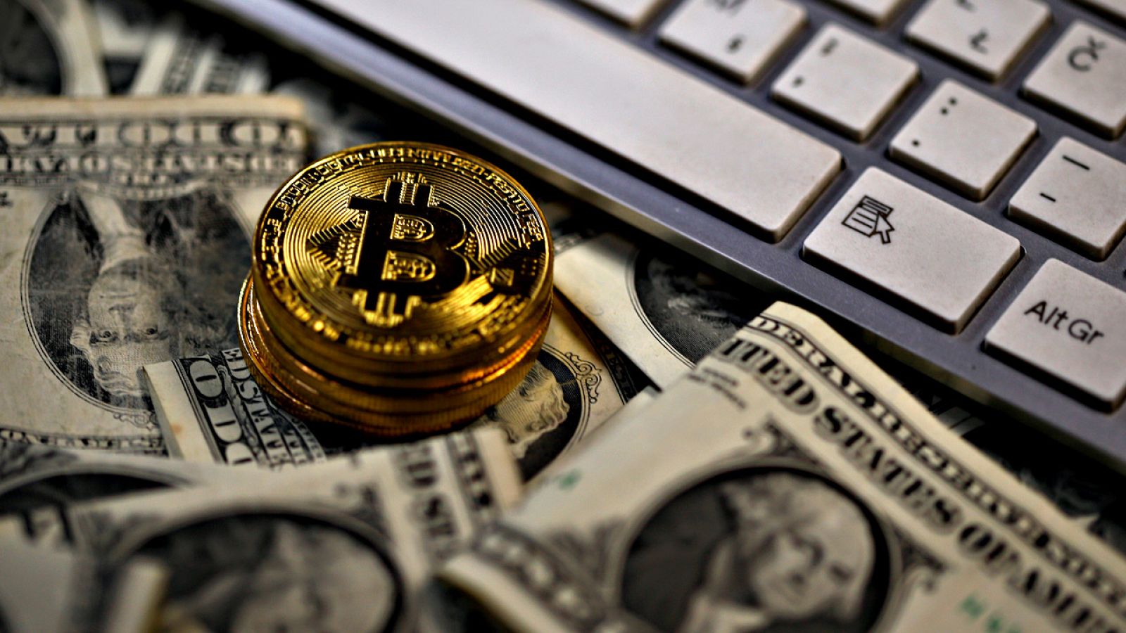 El precio del bitcóin se asoma a los 10.000 dólares tras las subidas de las últimas semanas