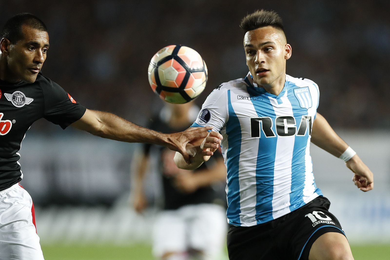 El jugador argentino del Racing Club Lautaro Martínez.