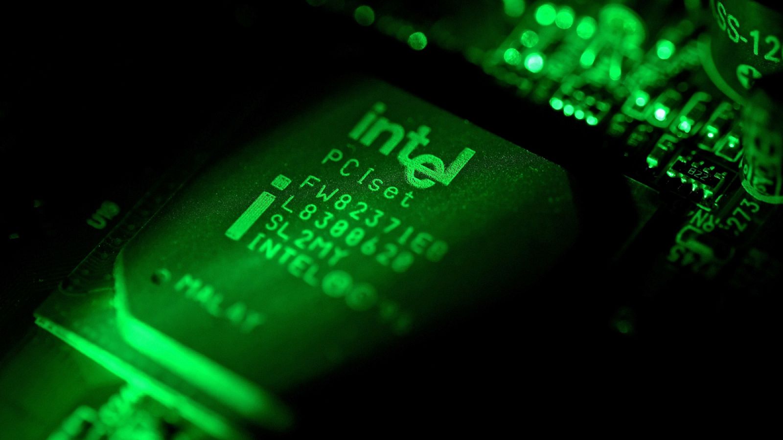 Recientemente se ha desvelado un defecto de seguridad en millones de chips fabricados por Intel.