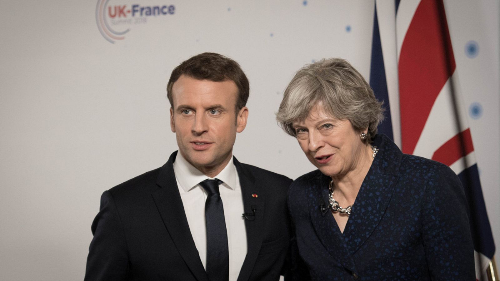 La primera ministra británica Theresa May y el presidente francés Enmanuelle Macron
