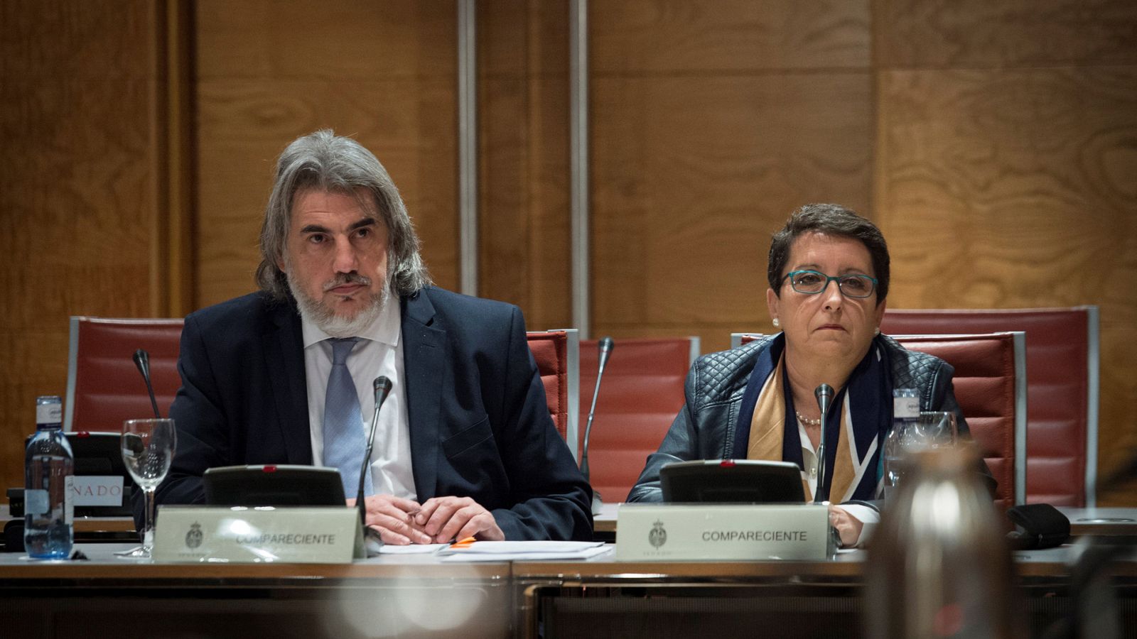 La presidenta de la Plataforma por las Garantías Ciudadanas, Inmaculada Sánchez Ruiz y el abogado de la entidad, Alberto Ganga