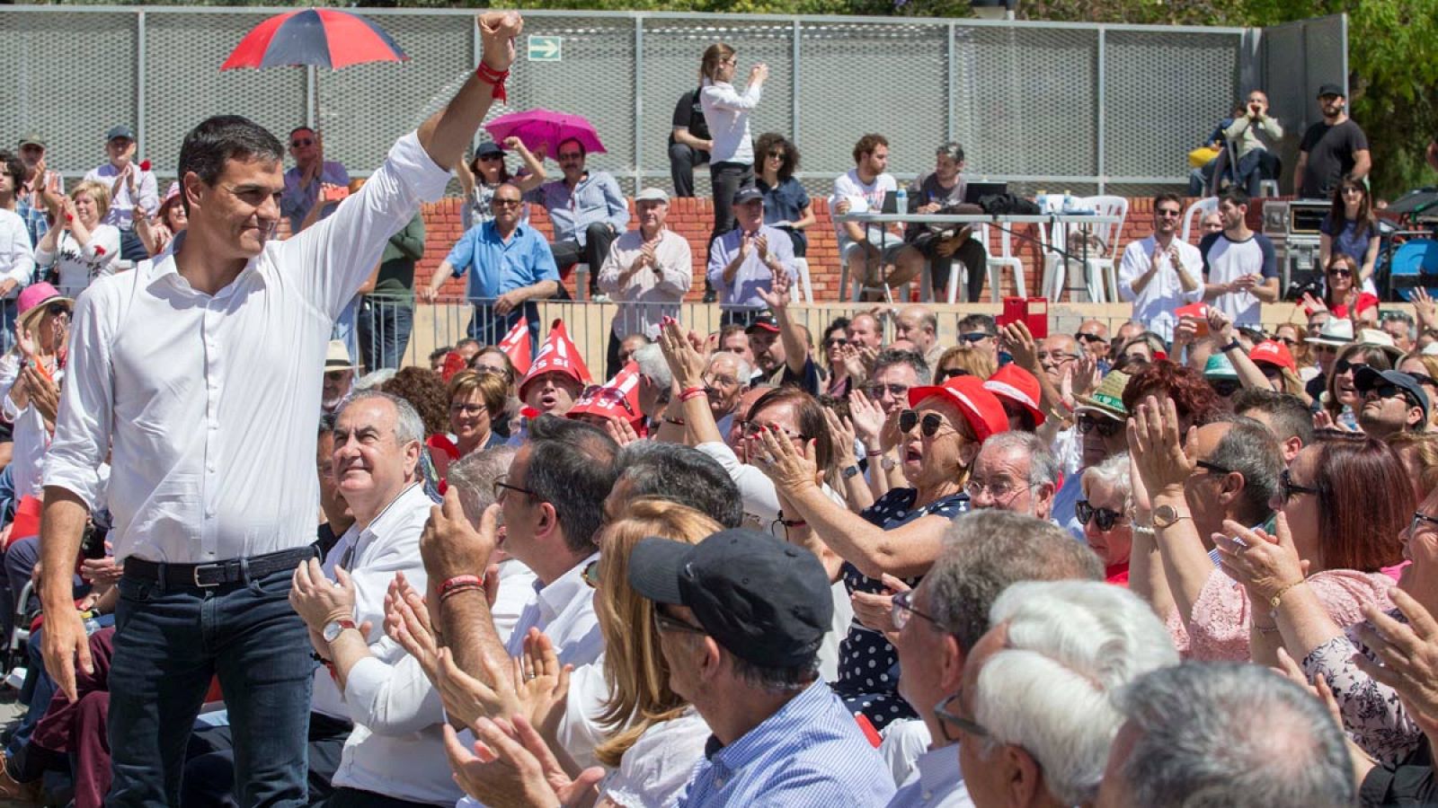 Pedro Sánchez, en un acto con militantes en Murcia.