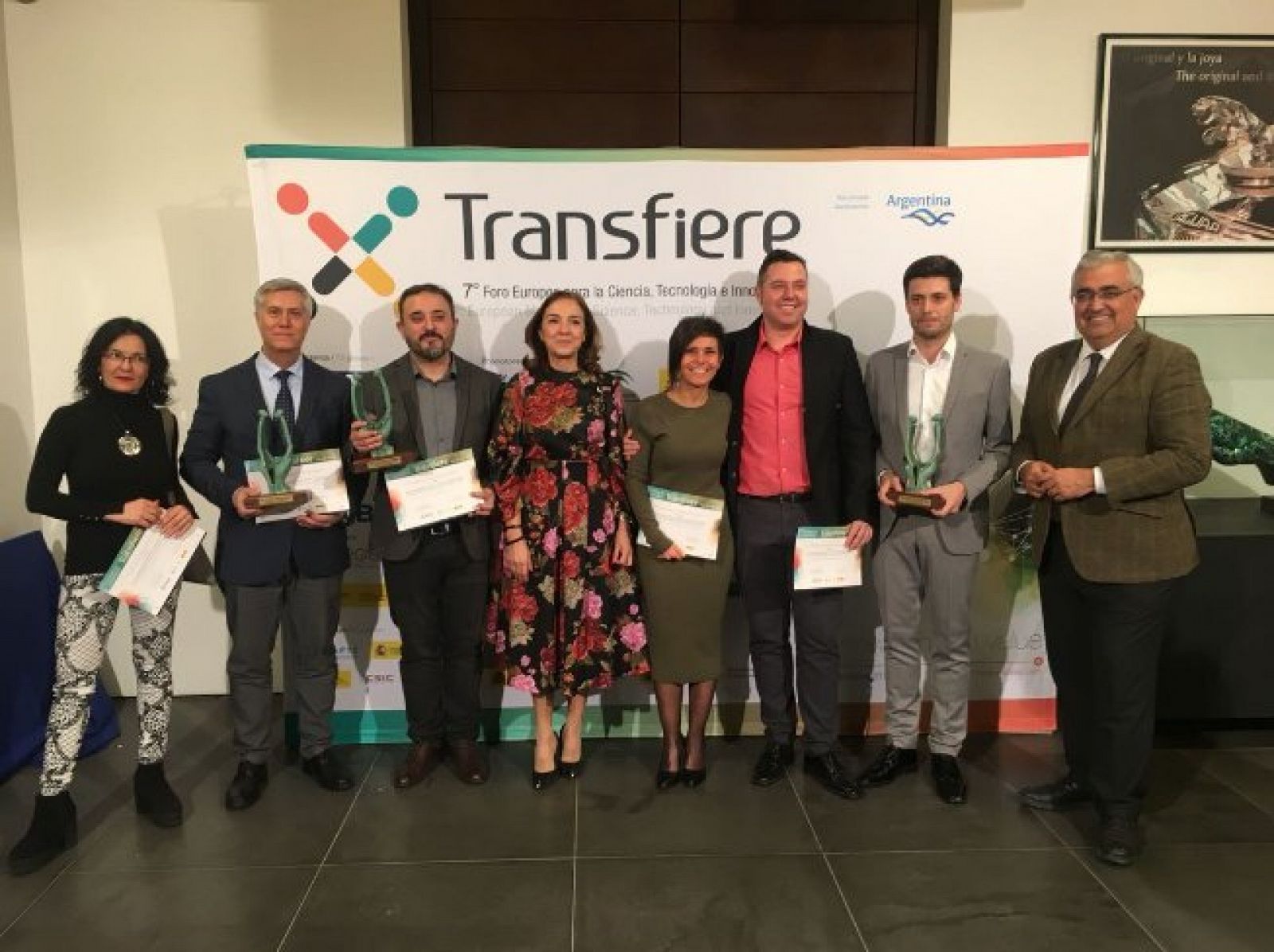 Los premiados con el III Premio de periodismo convocado por el Foro Transfiere