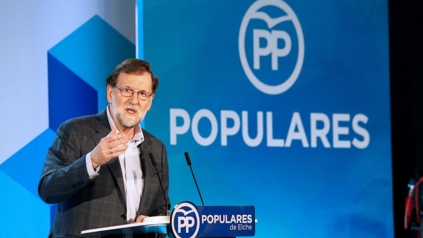 El presidente del Gobierno, Mariano Rajoy, durante su intervención en el Congreso Nacional de Pymes y Autónomos en Elche