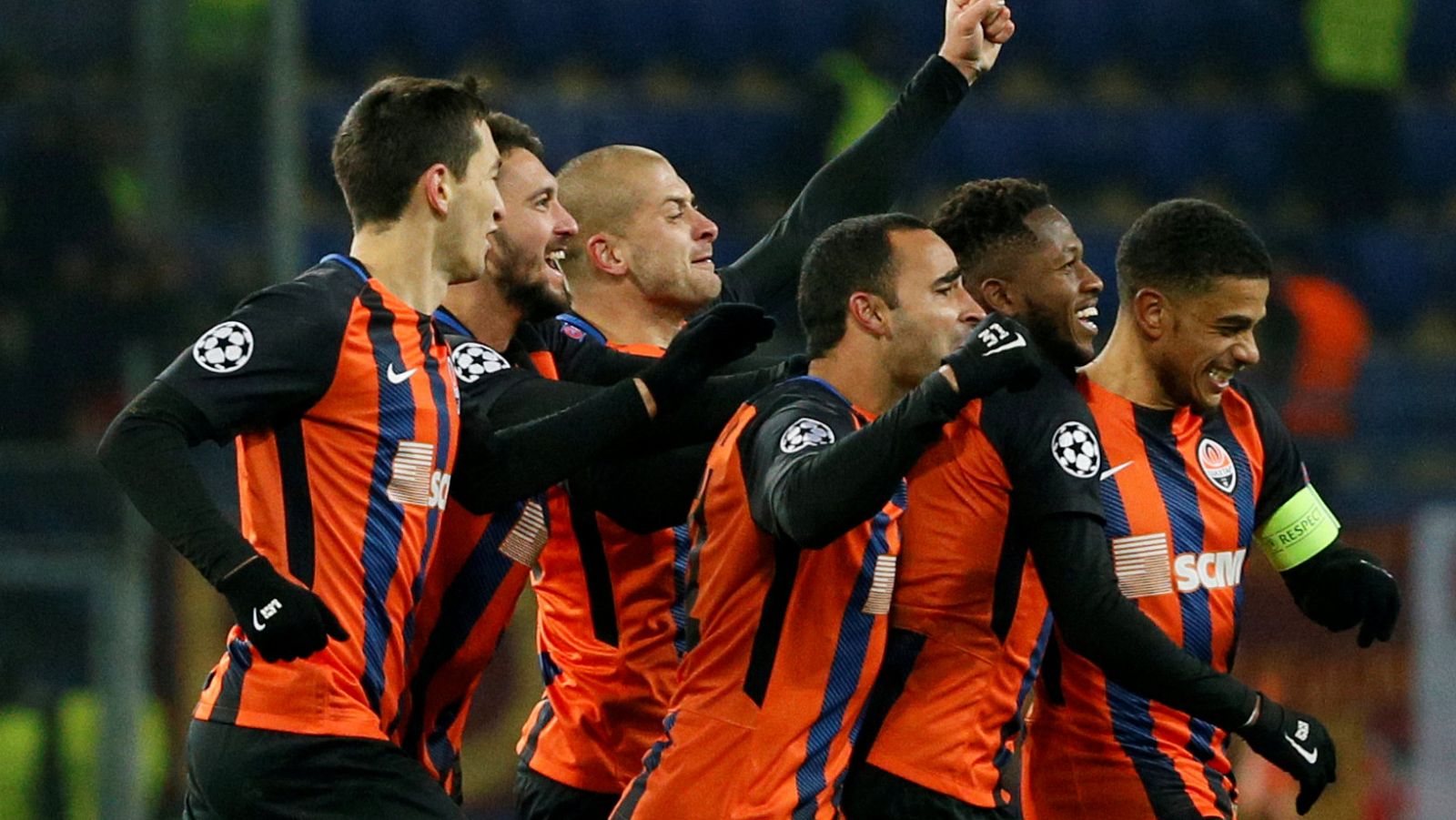 El Shakhtar se impone 2-1 a la Roma en Donetsk.