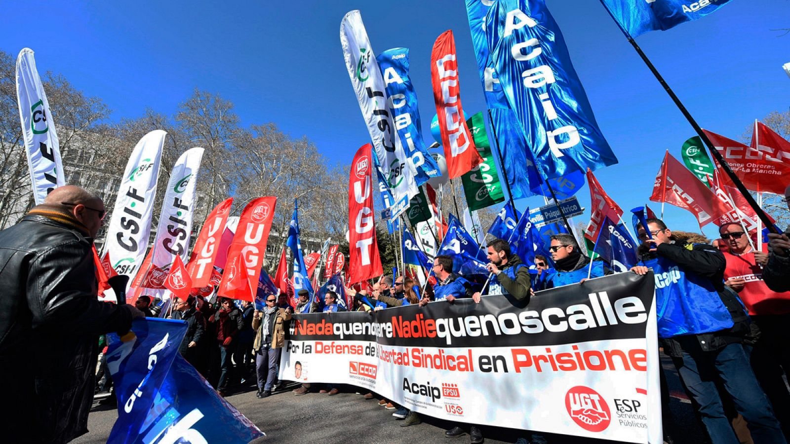 Funcionarios de prisiones durante la manifestación que han protagonizado en Madrid