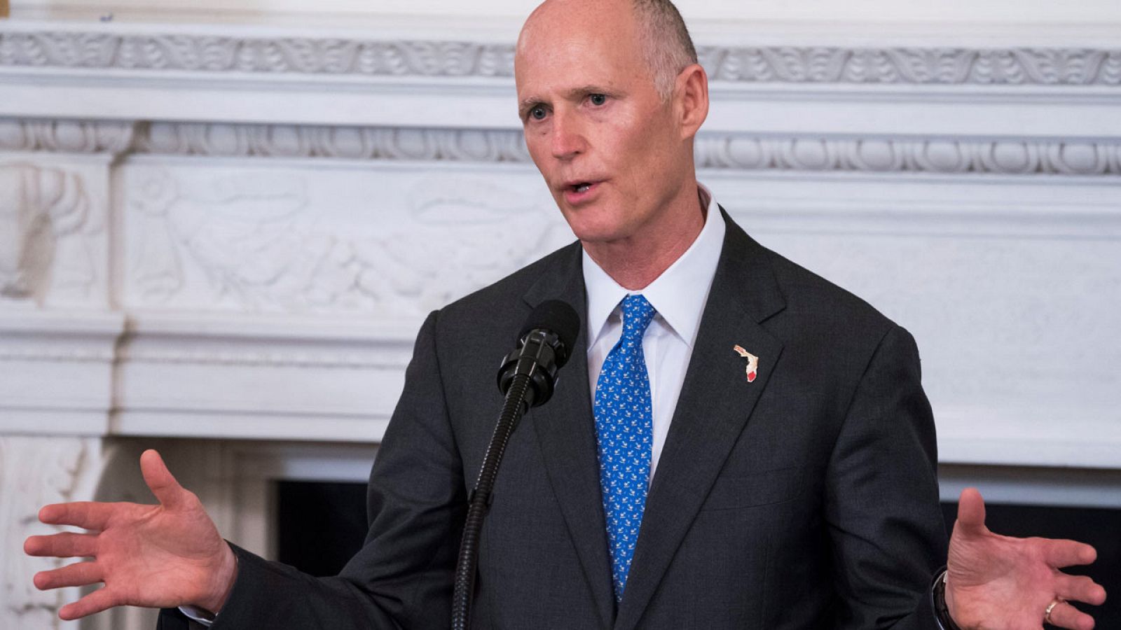 El senado de Florida aprueba un proyecto de ley para aumentar la seguridad en las escuelas