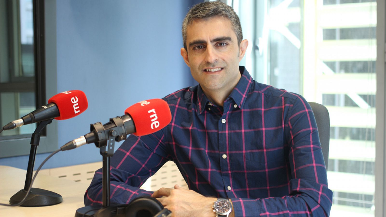 Carles Mesa, director y presentador de 'Gente despierta'.