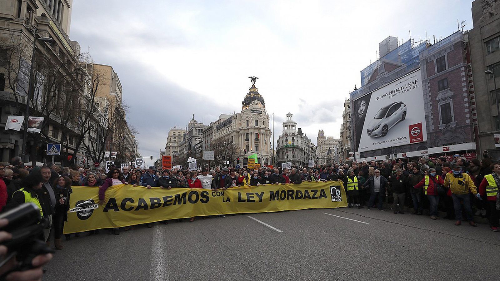 Manifestación en Madrid bajo el lema "Desamordázate" para protestar contra la denominada "Ley mordaza", el pasado 17 de marzo