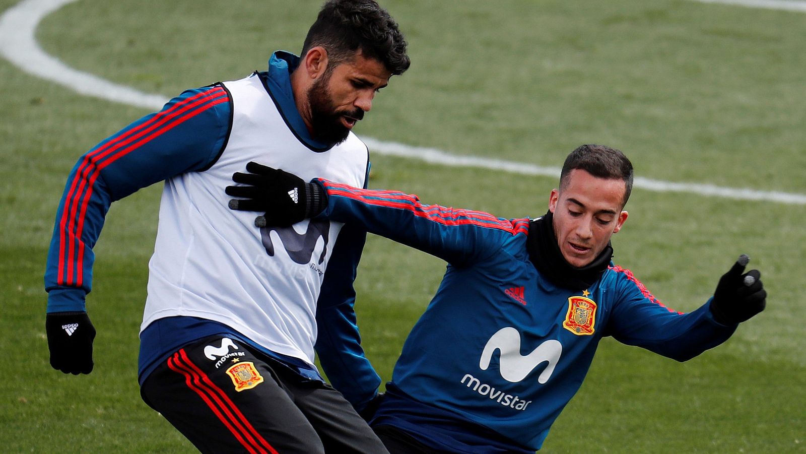 Diego Costa y Lucas Vázquez, en un entrenamiento de la selección española.