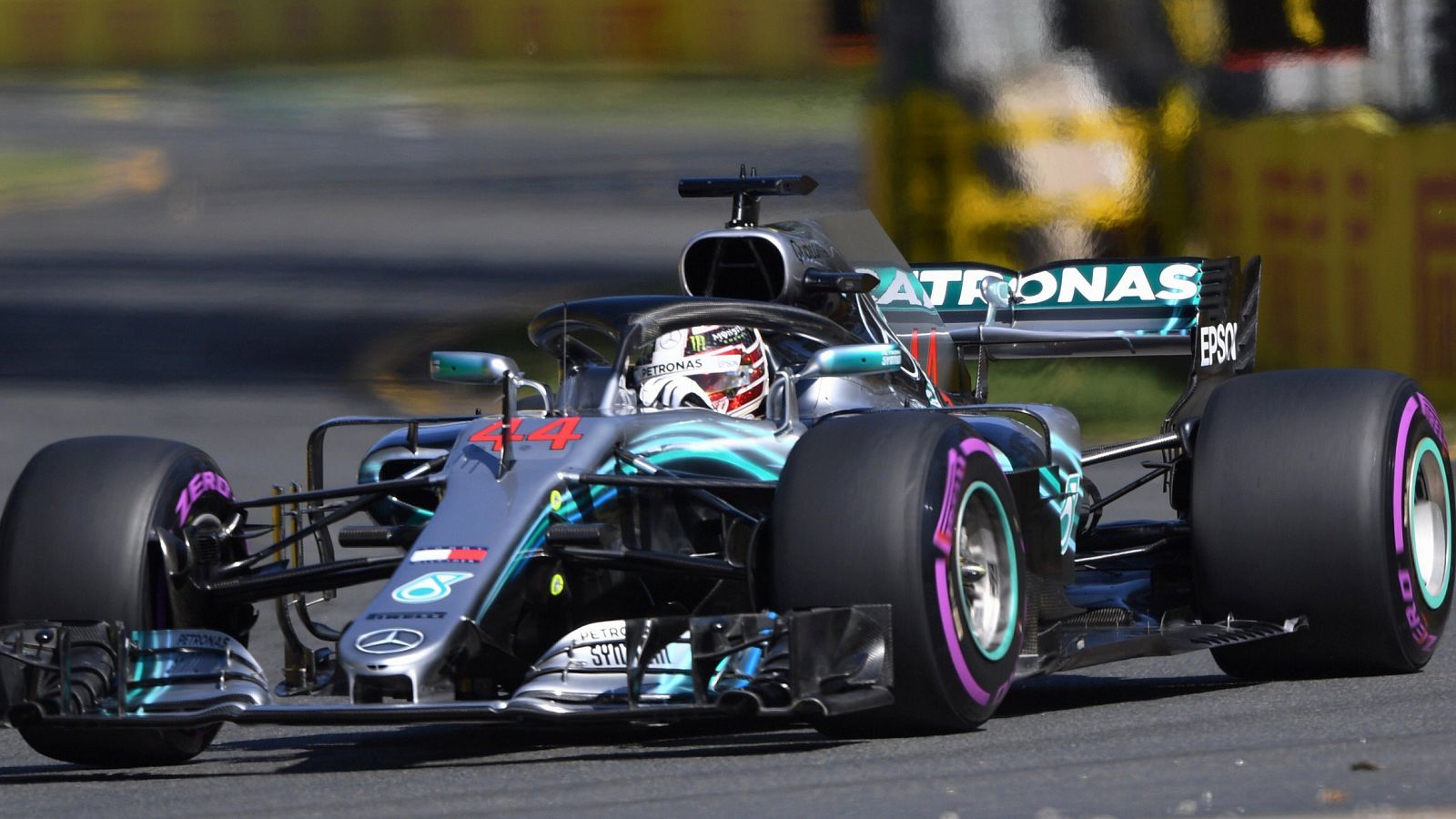 Hamilton, a contraatacar a Vettel en Bahrein