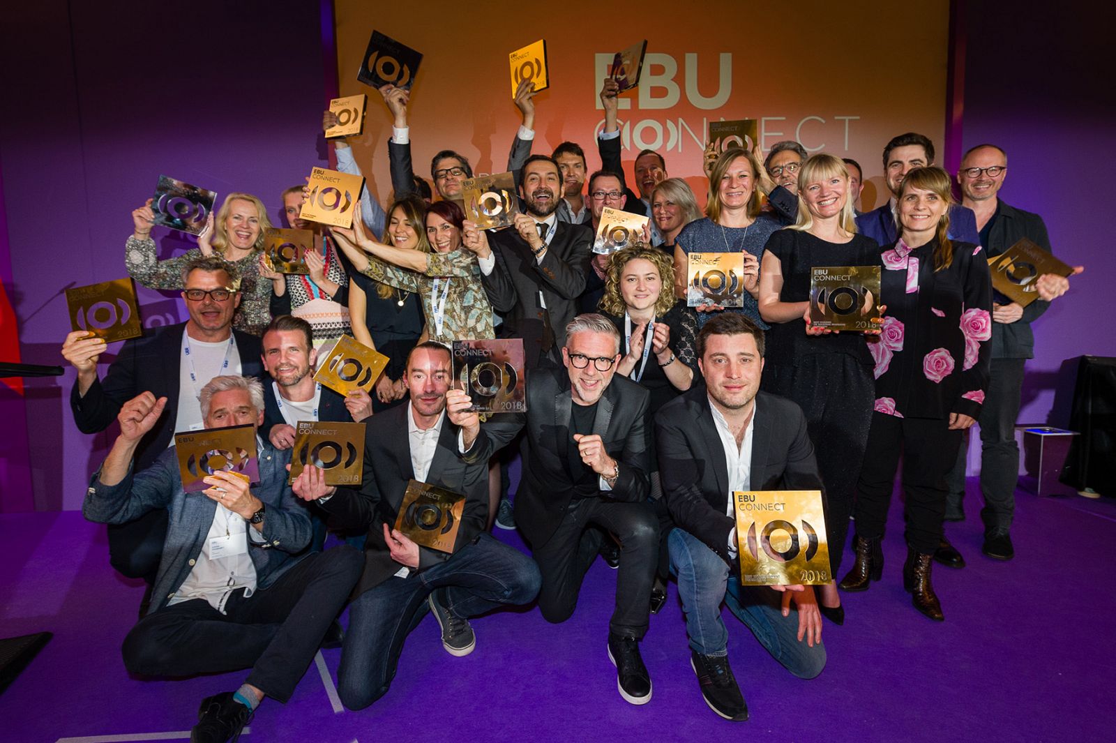 Foto de familia de los premiados en los EBU Connect Awards