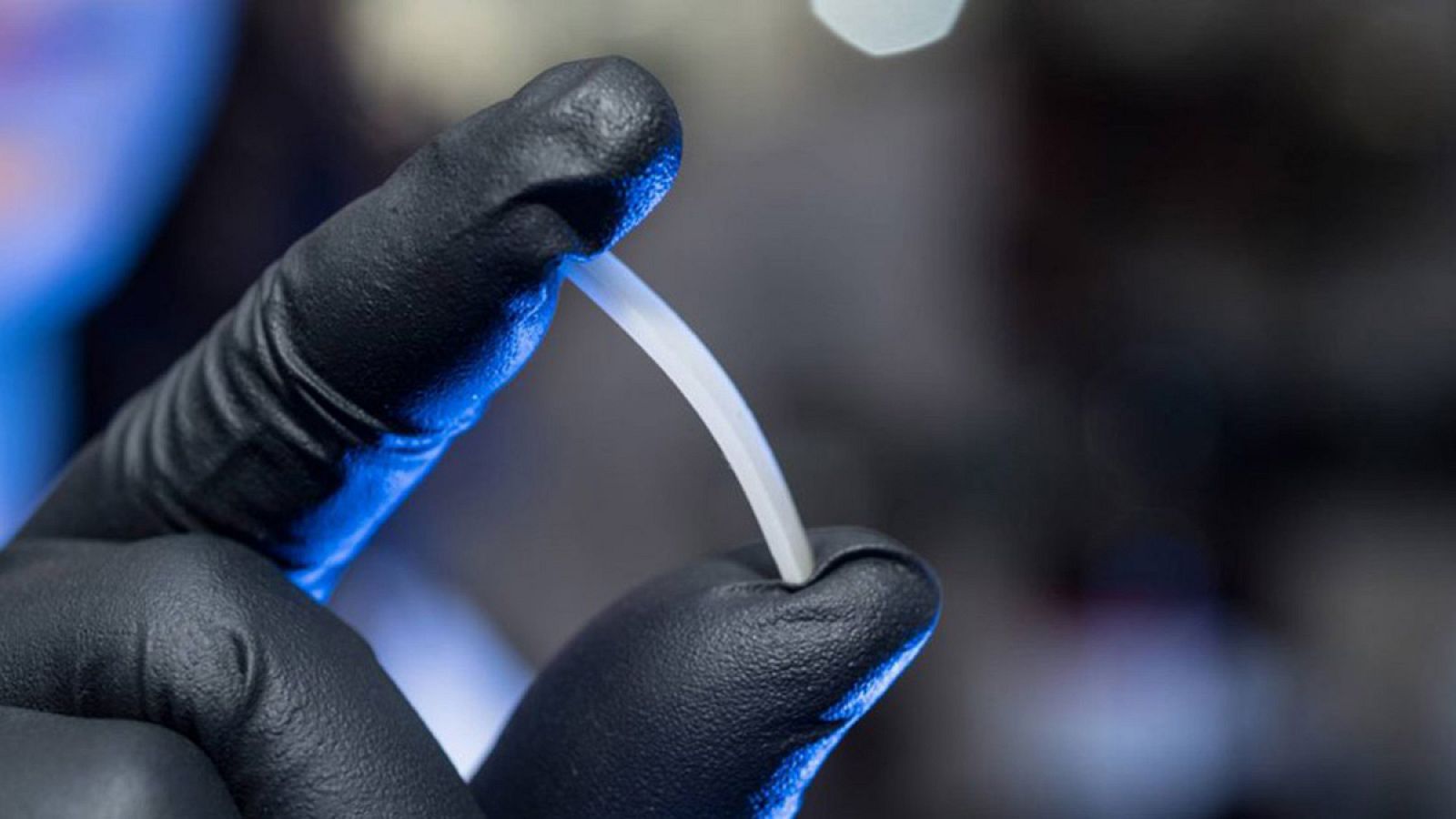 Un equipo de científicos ha creado un polímero similar a los plásticos comerciales que se puede reciclar indefinidamente.