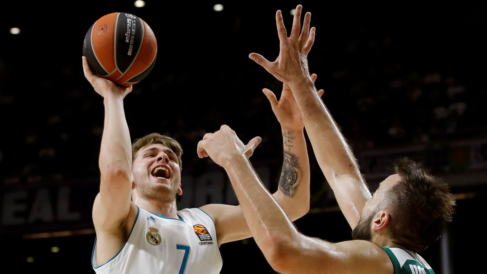 El Real Madrid vence al Panathinaikos y accede a la Final Four