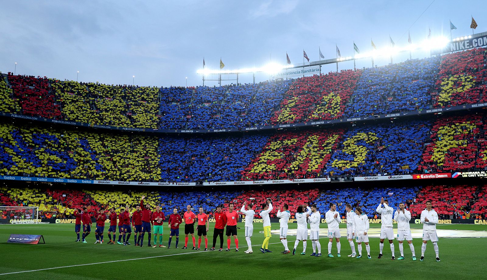 Imagen del mosaico del Camp Nou en el último Clásico.