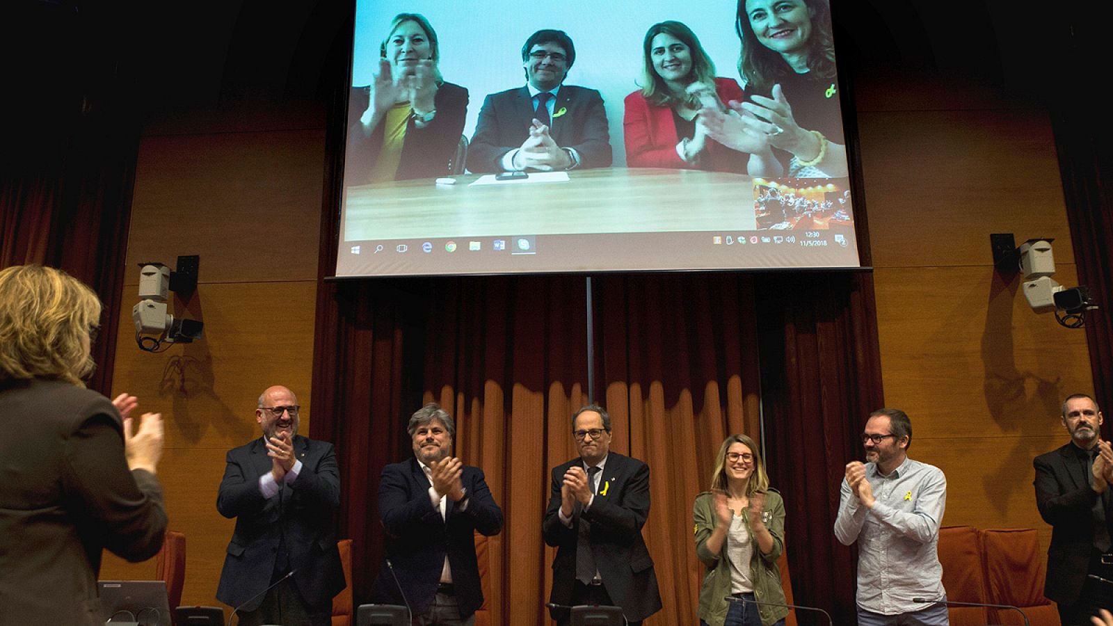 En videoconferencia, Carles Puigdemont asiste a la reunión del grupo parlamentario de JxCat tras designar a Torra candidato a la Generalitat.