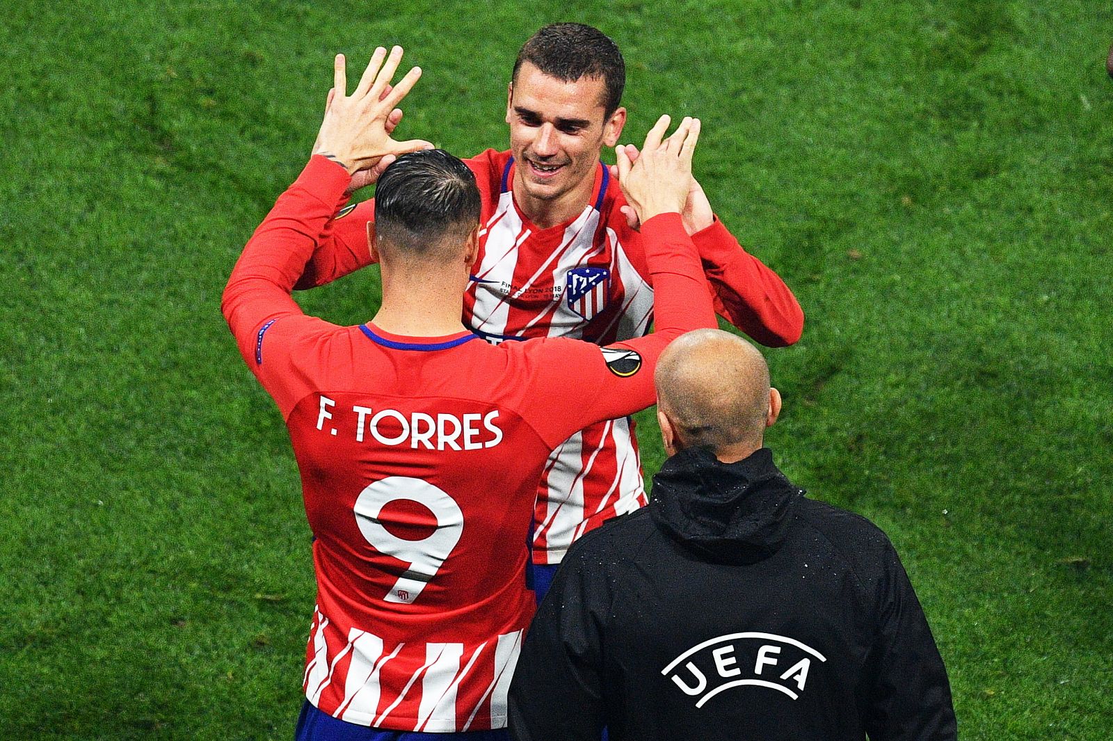 Fernando Torres sustituye a Griezmann en el minuto 90 de la final de la Europa League.