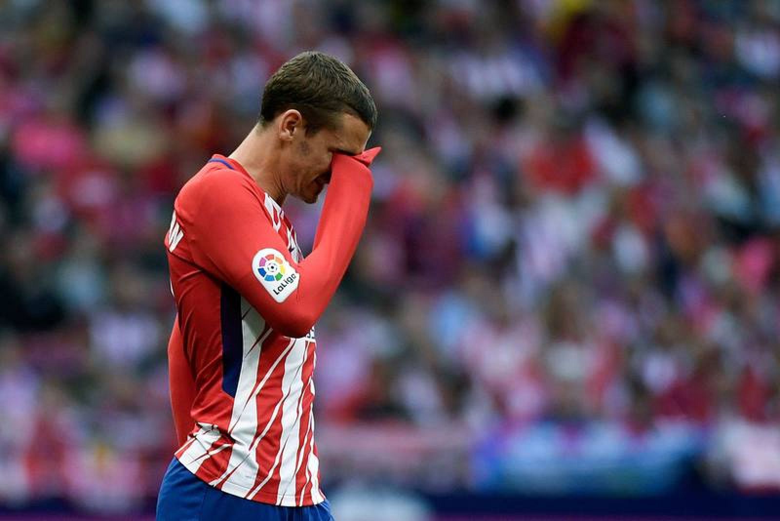 Antoine Griezmann lloró tras los pitos recibidos en el partido ante el Eibar.