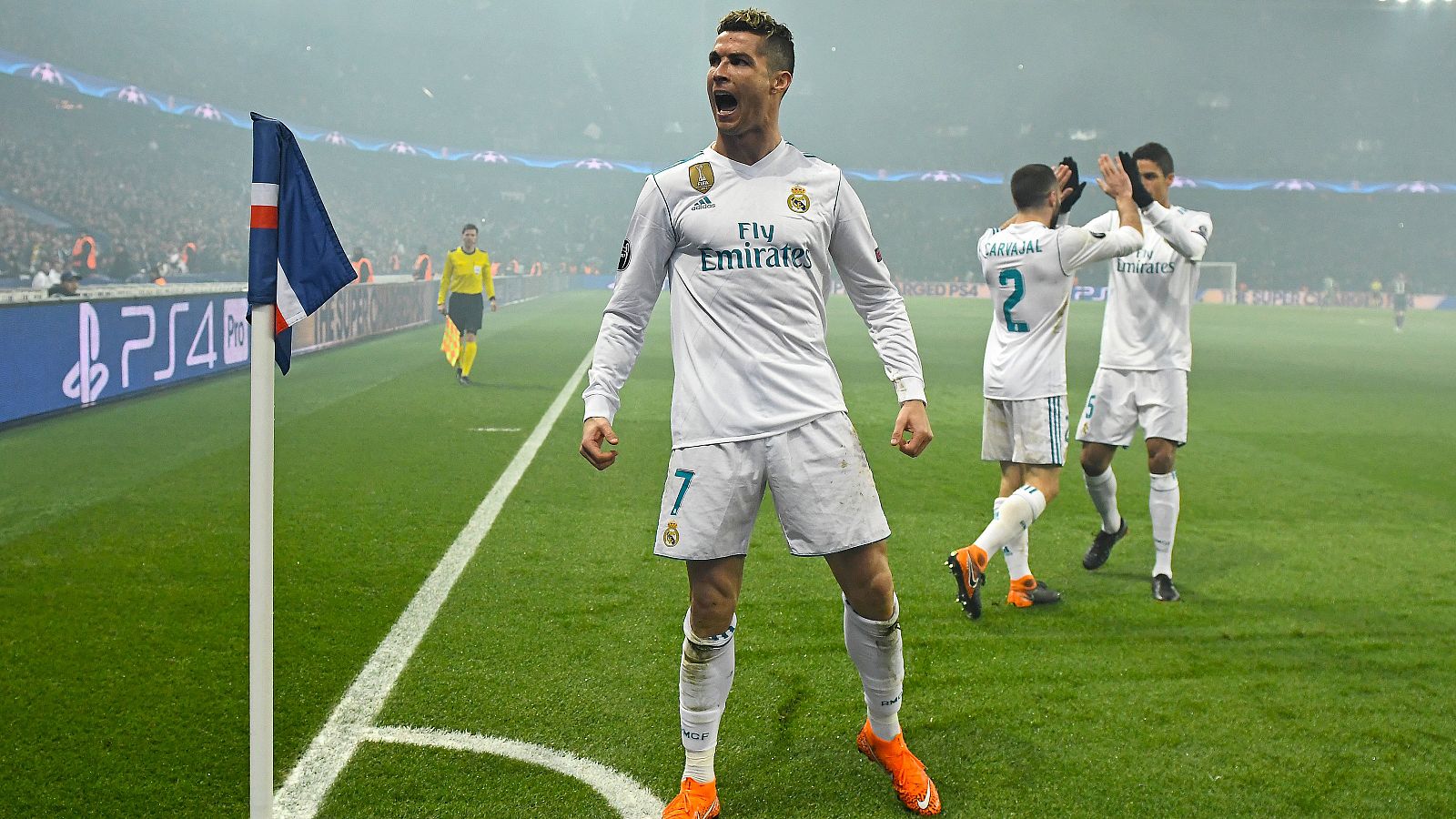 Cristiano Ronaldo, tras marcar al PSG en París, en octavos de final de la Champions.