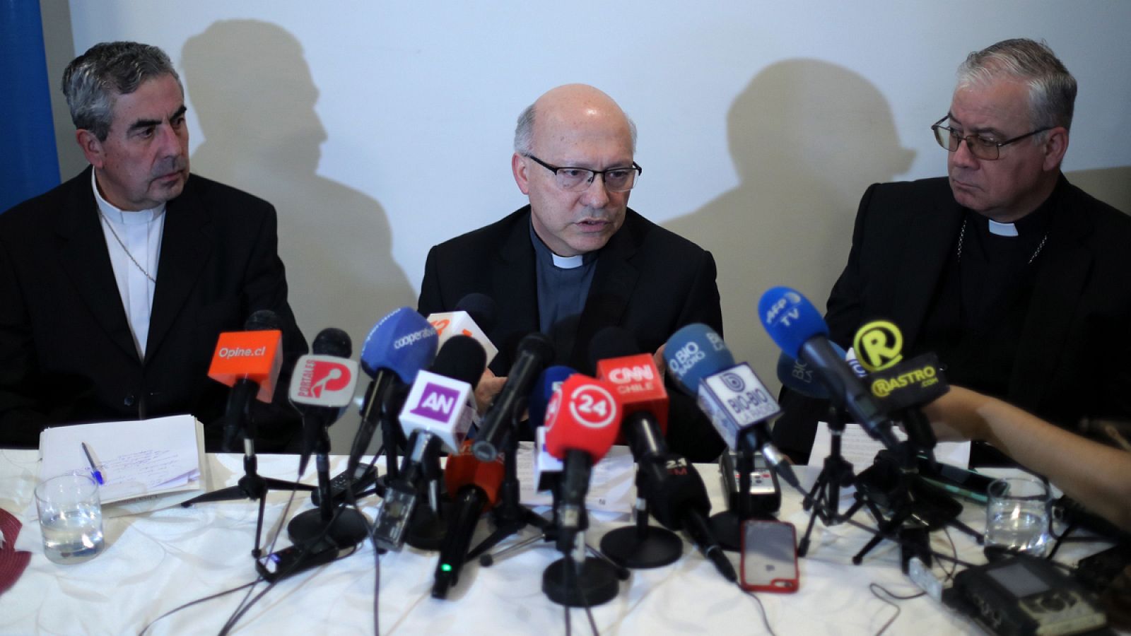 Los obispos chilenos piden perdón a la ciudadanía por los casos de abusos sexuales