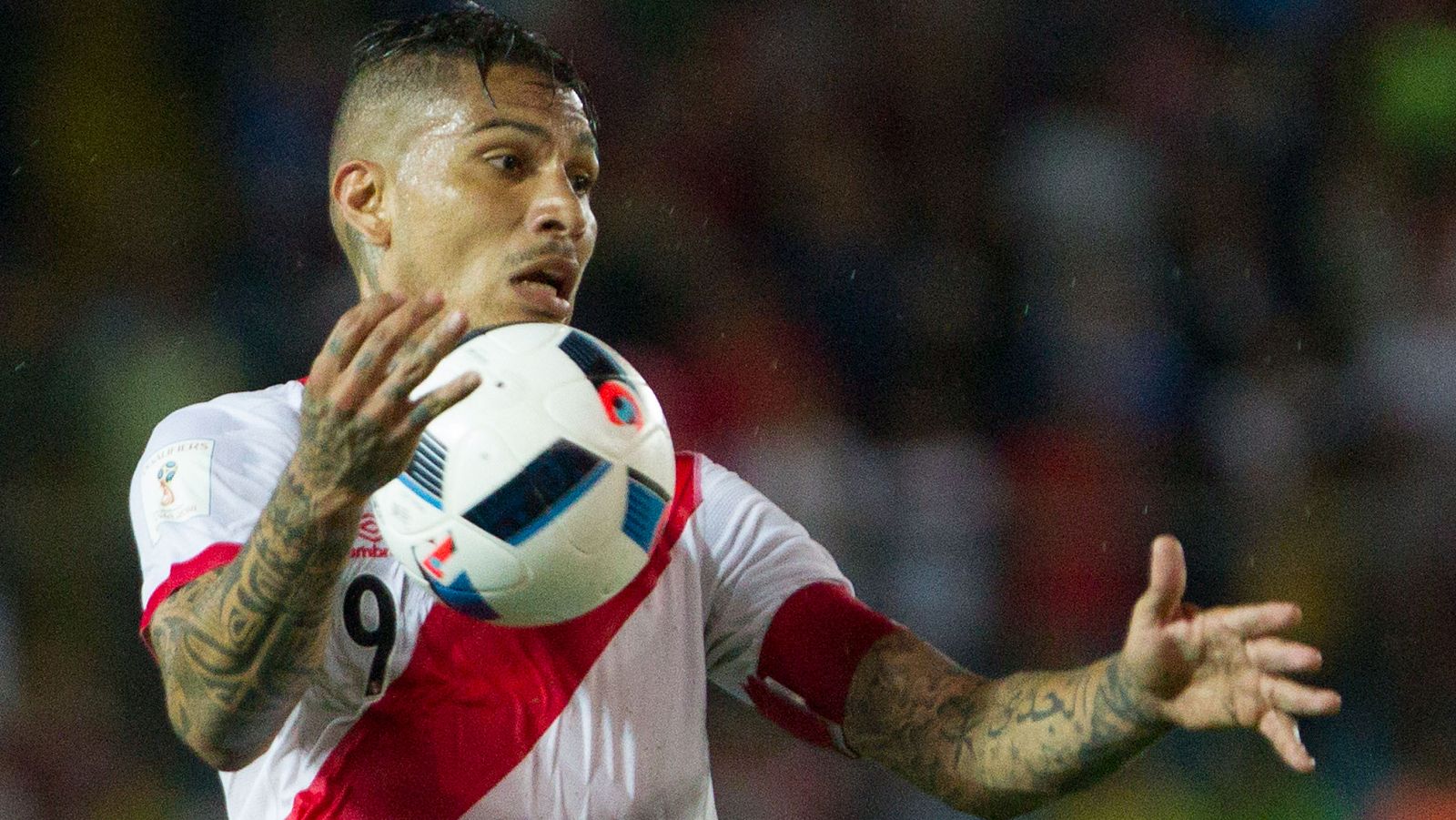 El jugador peruano Paolo Guerrero, en un partido de su selección.