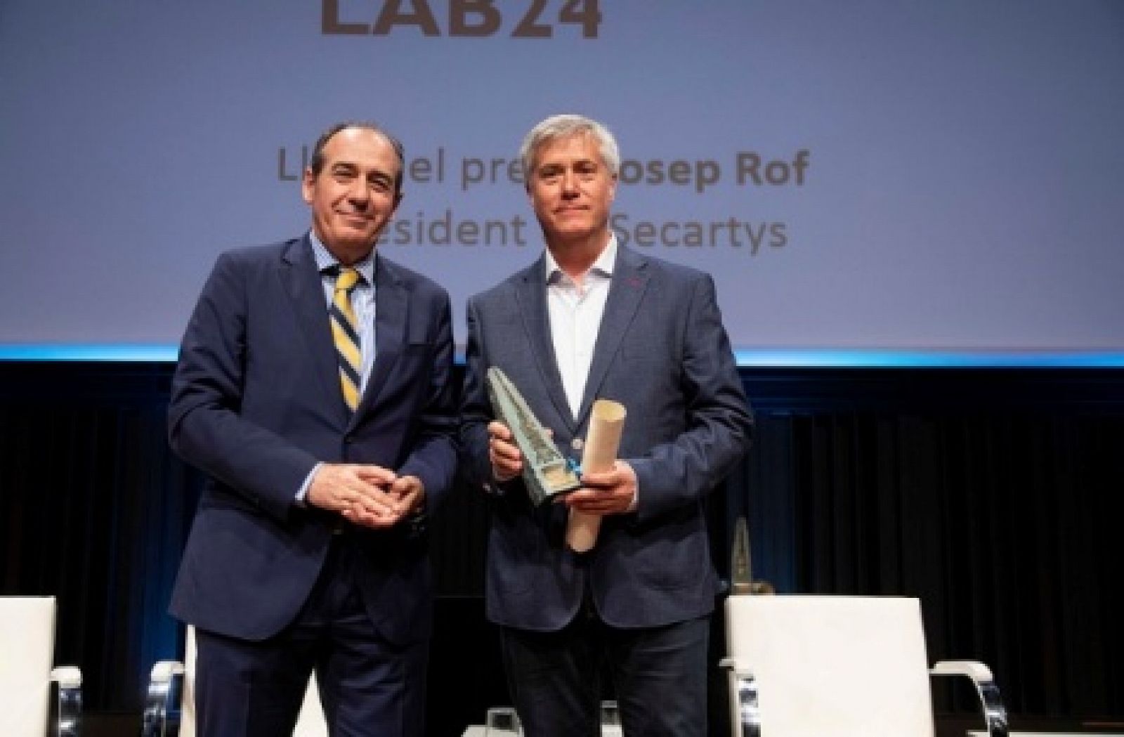 Pere Buhigas recoge el XIX Premio Conexió para el programa 'Lab24'