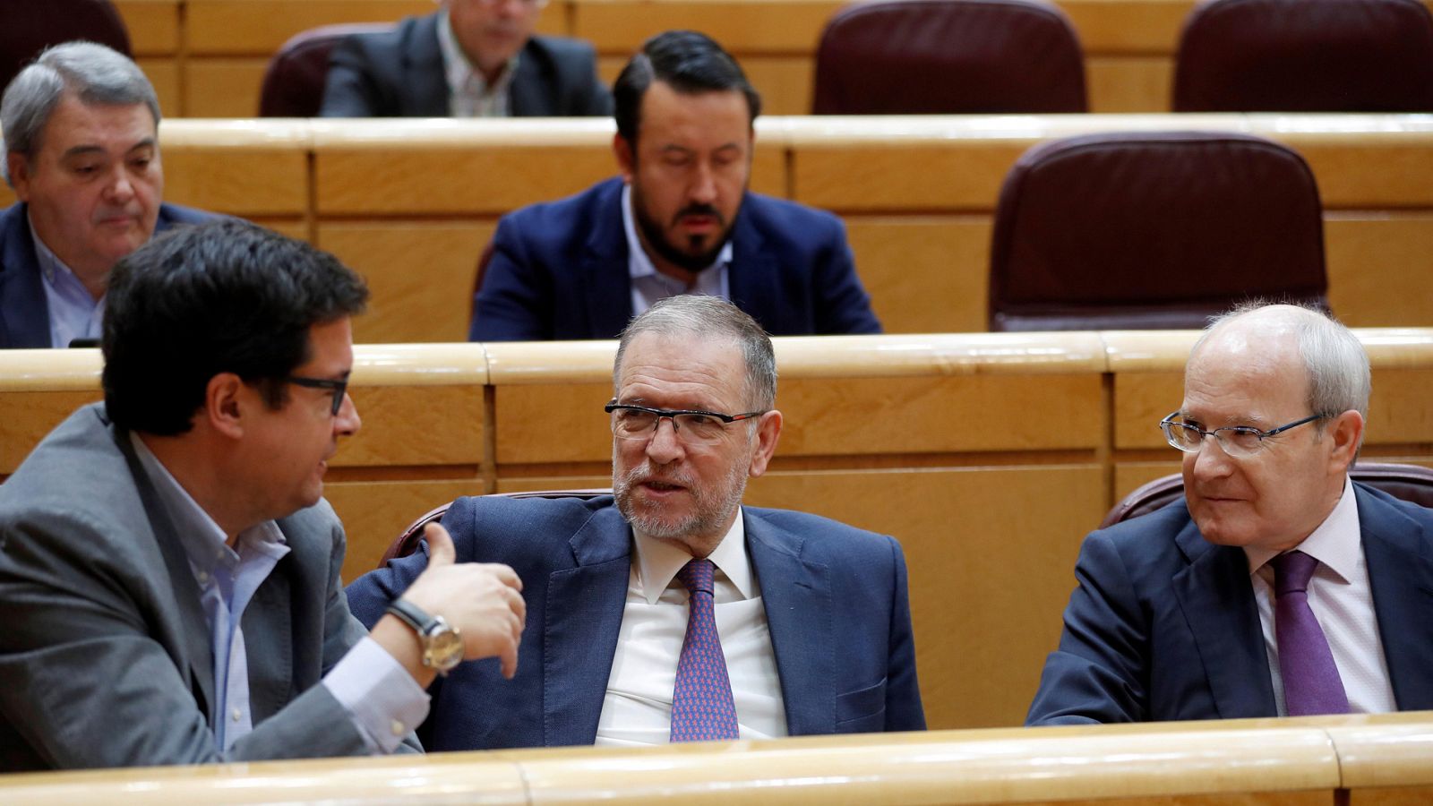 Los senadores socialistas Óscar López Marcelino Iglesias y José Montilla en el pleno del Senado